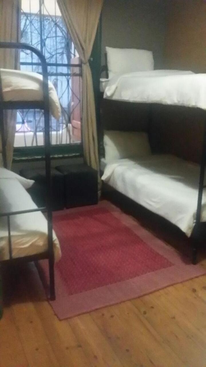 Stumble Inn Backpackers Stellenbosch Exterior photo
